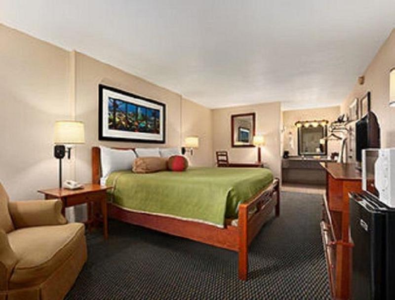 ทราเวลลอดจ์ บาย วินด์แฮม นิวออร์ลีนส์ เวสต์ ฮาร์วีย์ โฮเต็ล Hotel ภายนอก รูปภาพ